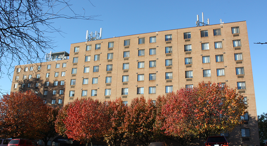 Center Place Apartments Silver Tree Residential