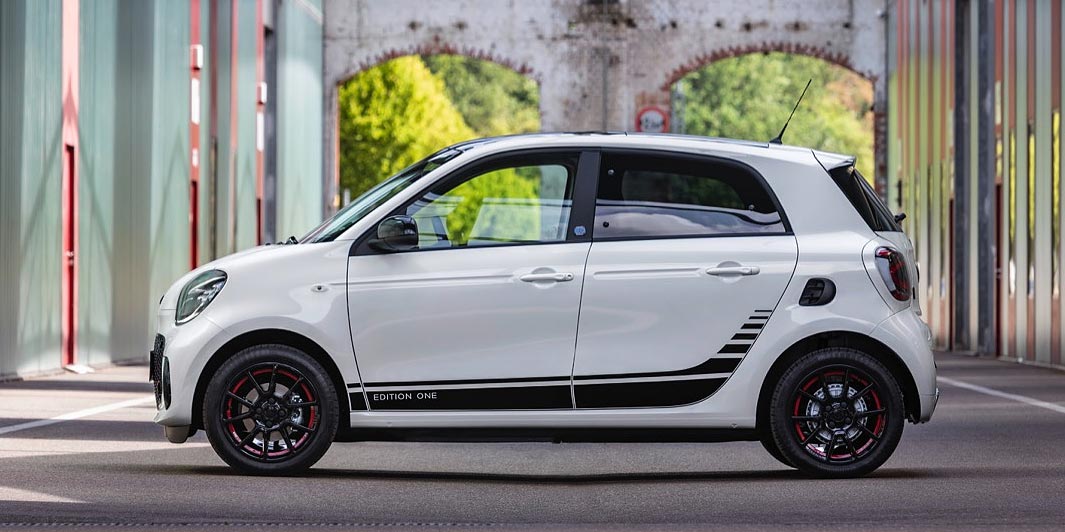 Smart EQ forfour pictures, official photos