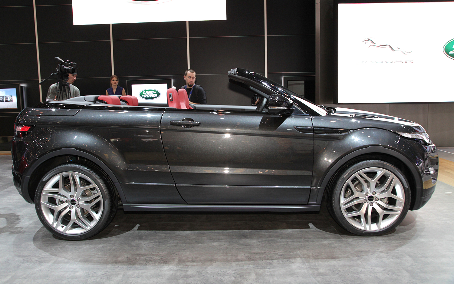 First Look Land Rover Range Rover Evoque Convertible Concept