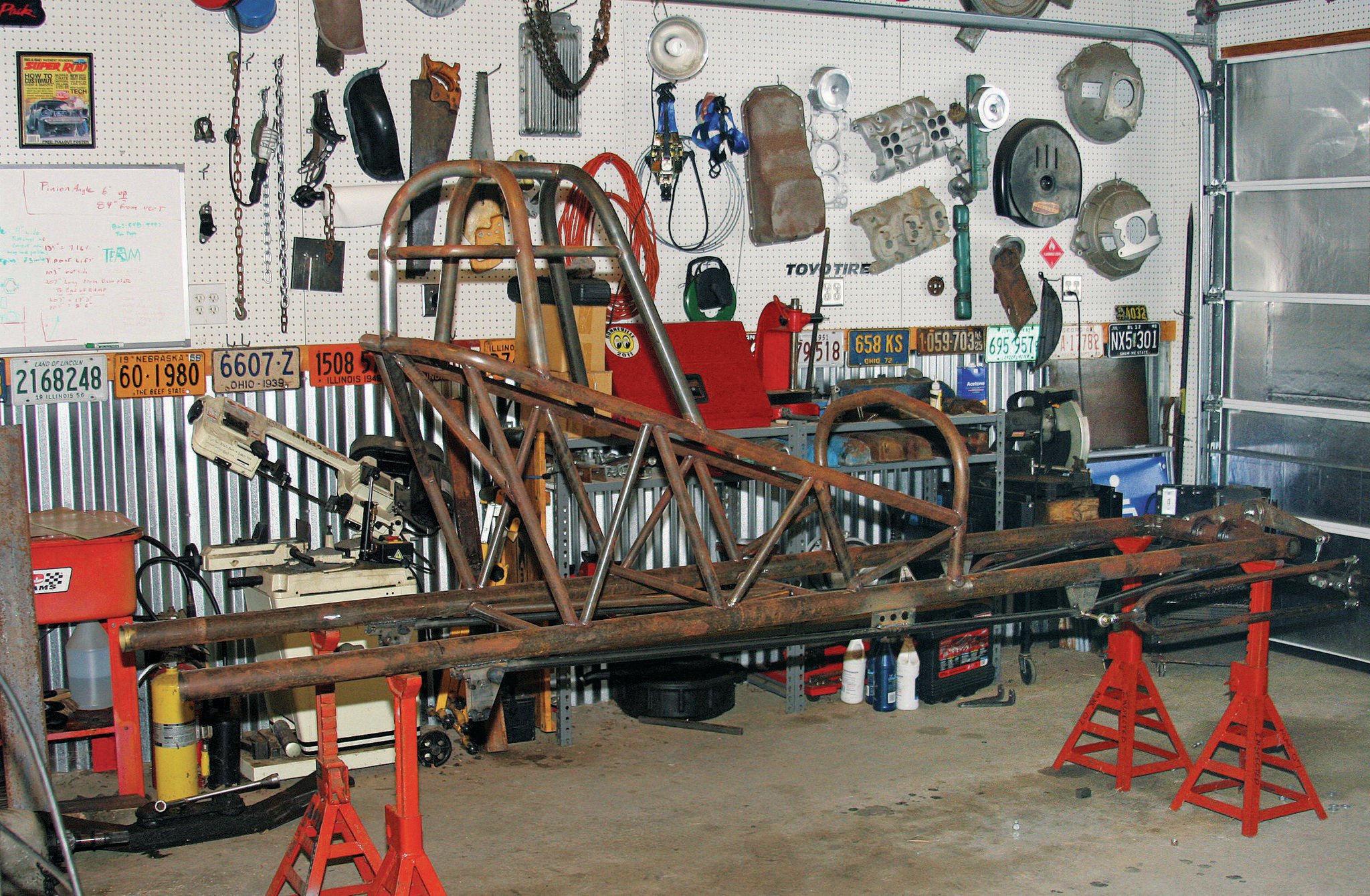 Time Warp Building a RetroStyle but Modern Altered Chassis Hot Rod