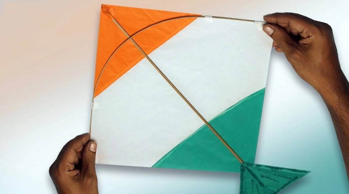 Independence Day 2020 in India How to Make Tricolour Kite at Home