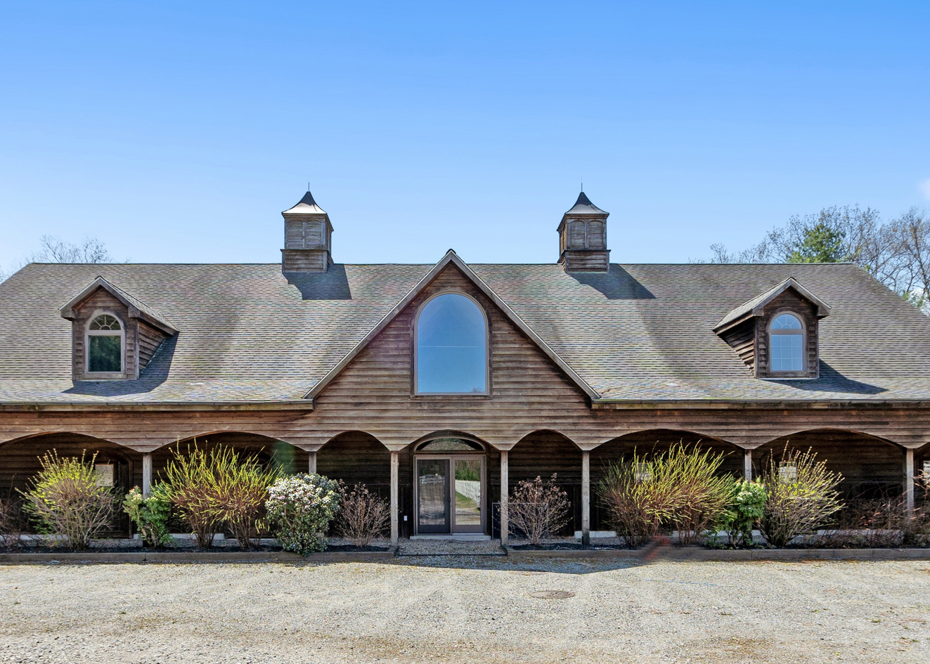 Luxury Listing An Equestrian Estate in Sudbury, Massachusetts STABLE