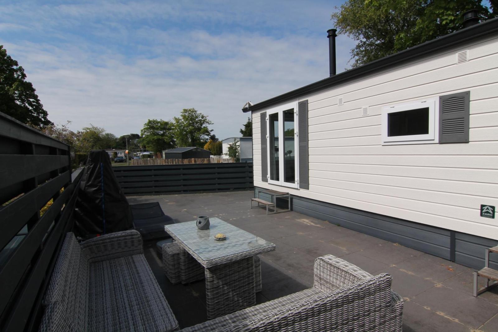 Mooi chalet te koop aan de kust van Zandvoort de stacaravanmakelaar