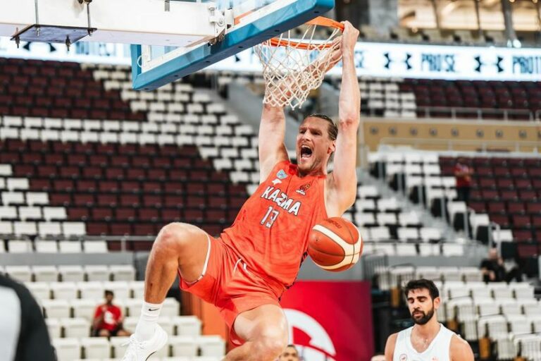 Kuwait SC defeat Kazma 9995 in OT at WASL Final 8 2024 Stad Al Doha