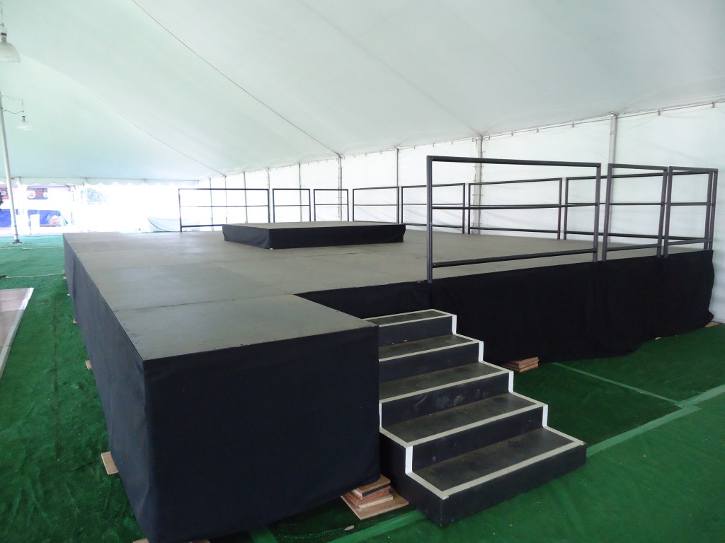 What are sound wings and do you need them for a stage?