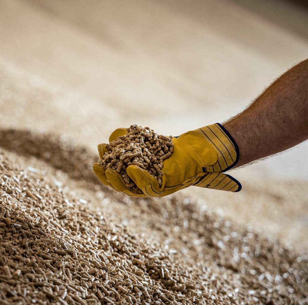 Wood Pellet & Biomass Fuel Suppliers, UK AMP Clean Energy