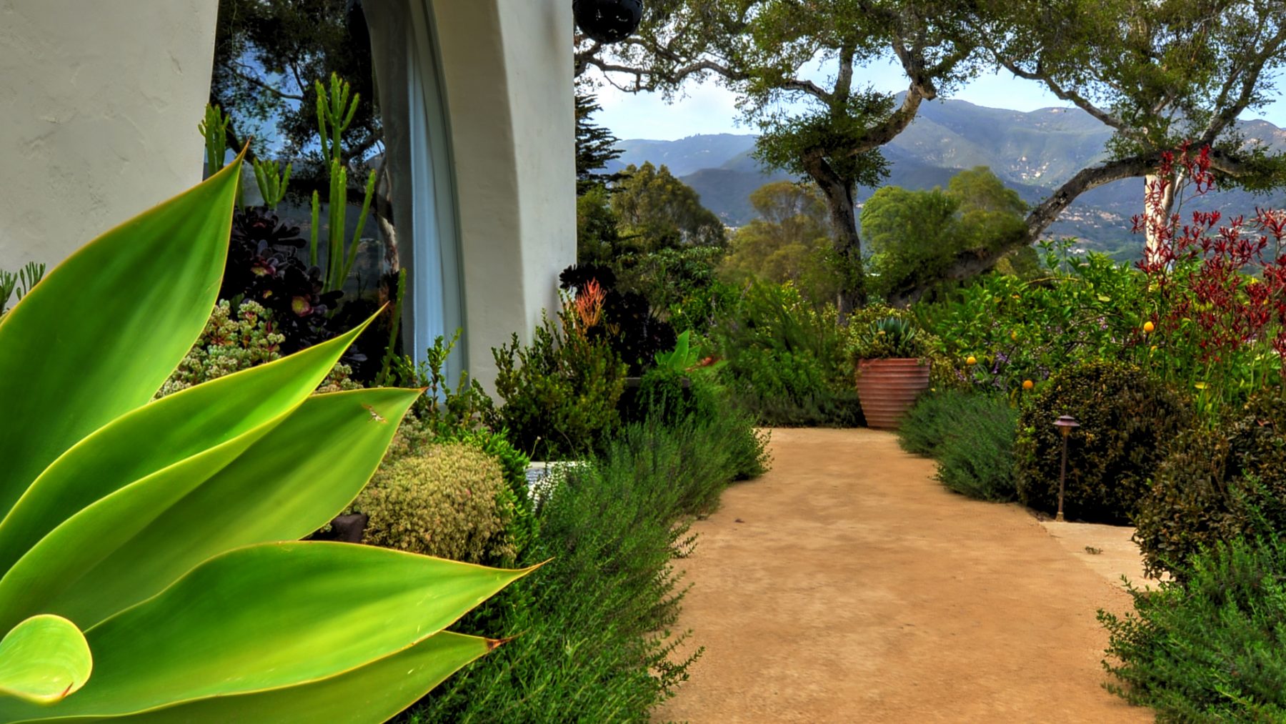 Montecito Residence DHM Design