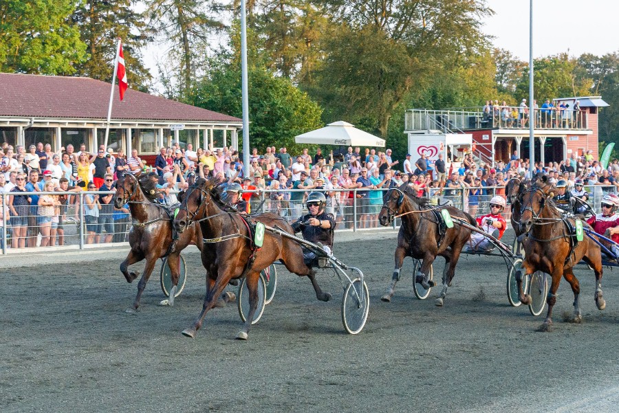 Cometen nærmest heldig med tredjeplads Stald Bornholm.nu