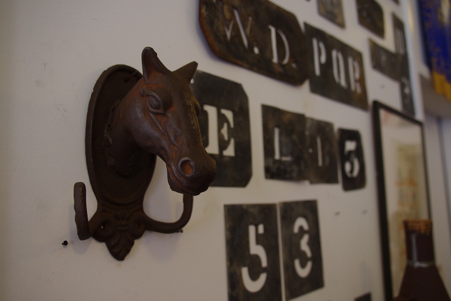 cast iron horse head coat hook Stalking Cat Antiques Macedon