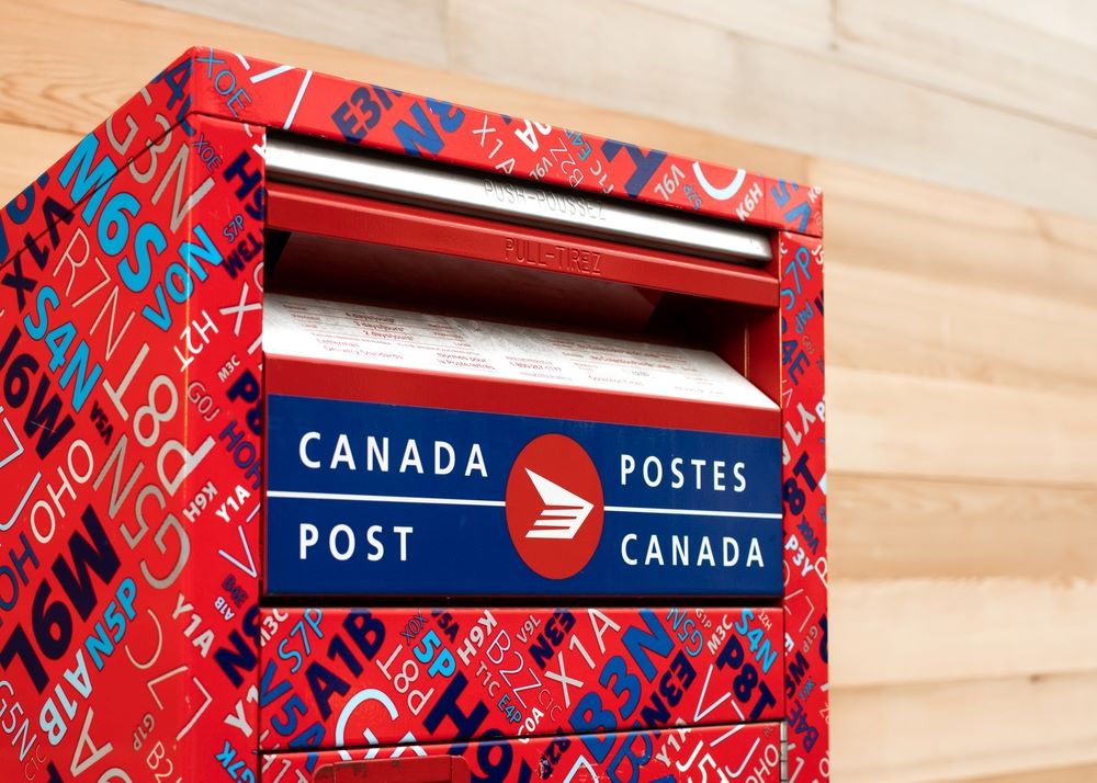 How Much Does Canadian Postage to USA Cost? (2024)