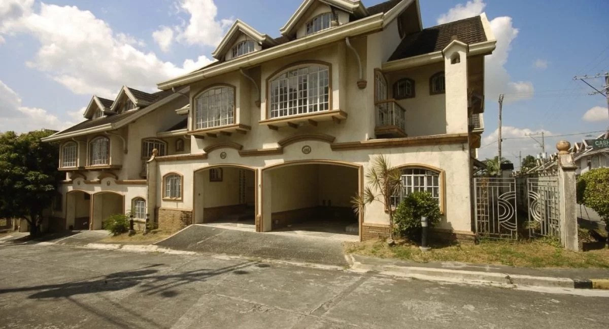 Orchard Townhomes Sta. Lucia Marketing