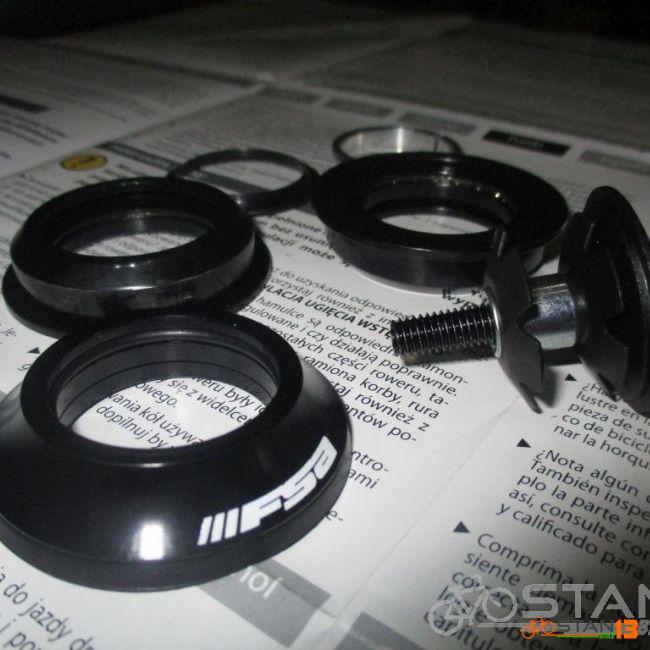 Headset FSA Orbit Black 1 & 1/8 Integrated Sealed Bearing Stan13 Bike
