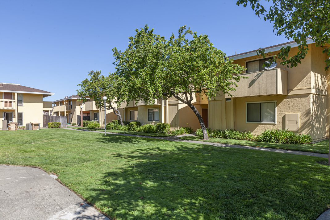 Fairfield Apartments Standard Communities