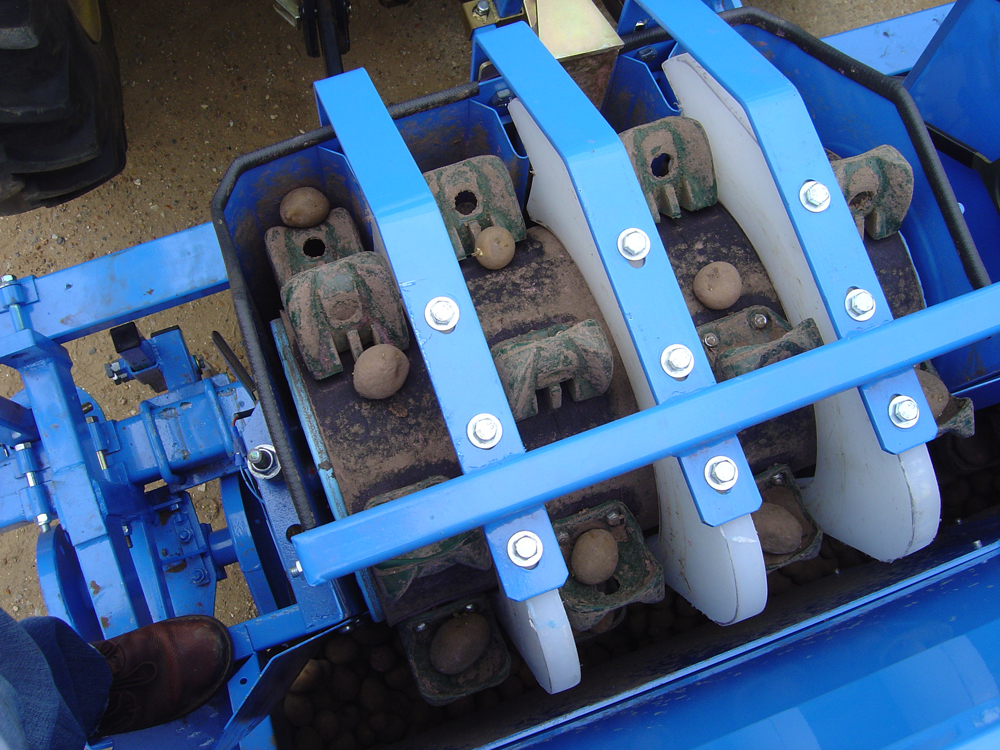 Standen SP330 3 row potato planter Standen
