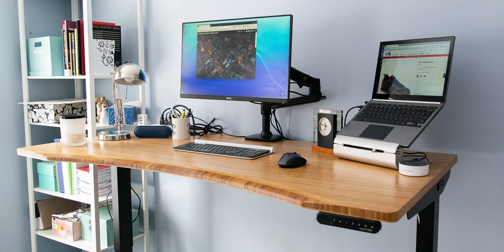Vari vs Uplift V2 Standing Desk showdown ⭐ Which's better?