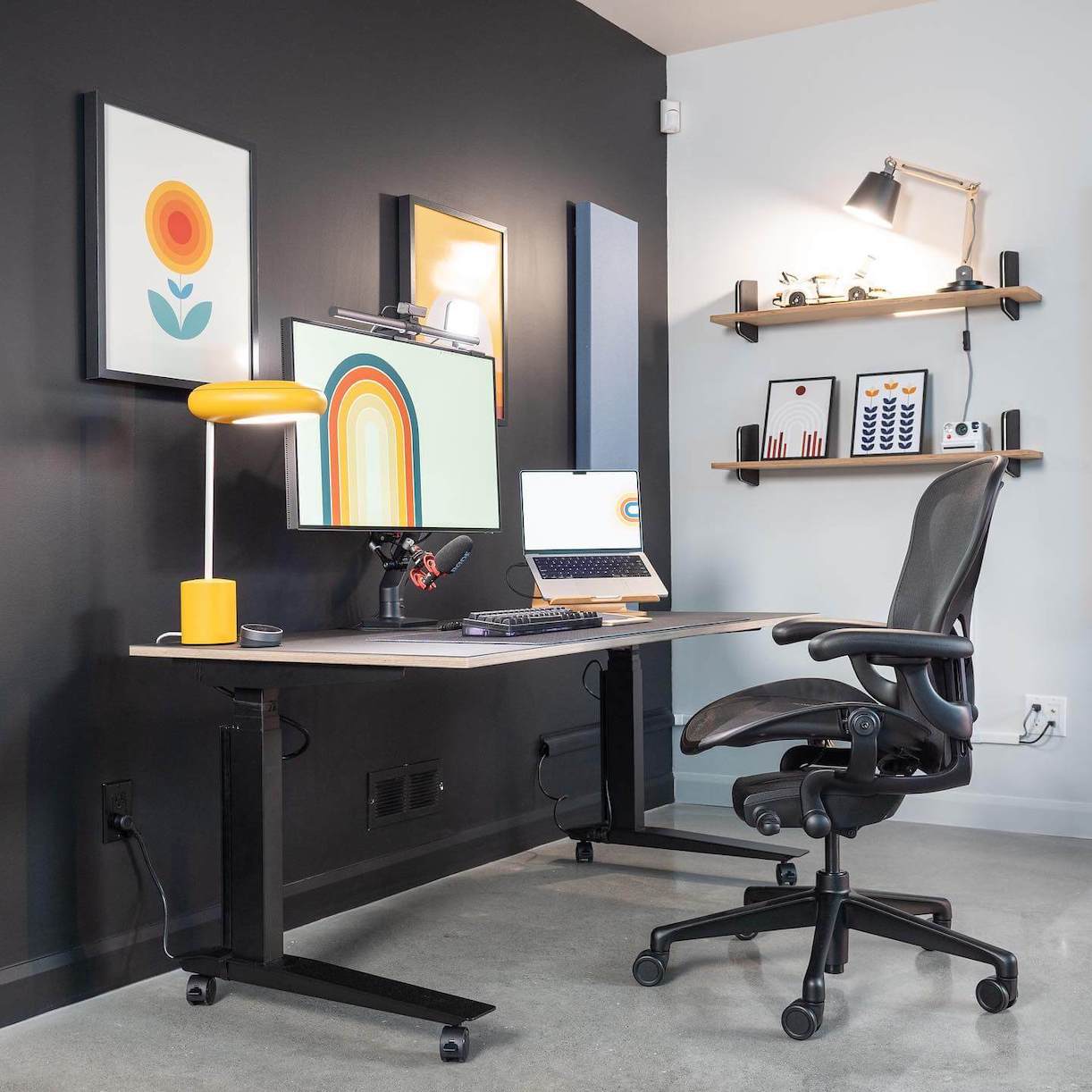 Branch Furniture vs Jarvis Bamboo Is a More Expensive Standing Desk