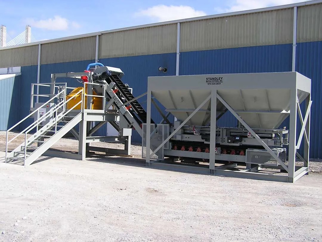 Aggregate Storage Bins with Tonnage Capacity from Standley Batch