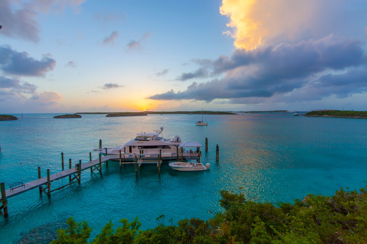 Yacht Staniel Cay Rentals