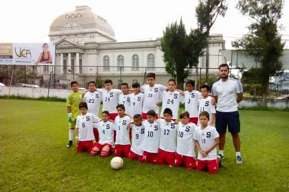 Staples Soccer South Of The Border Staples Soccer Westport, CT