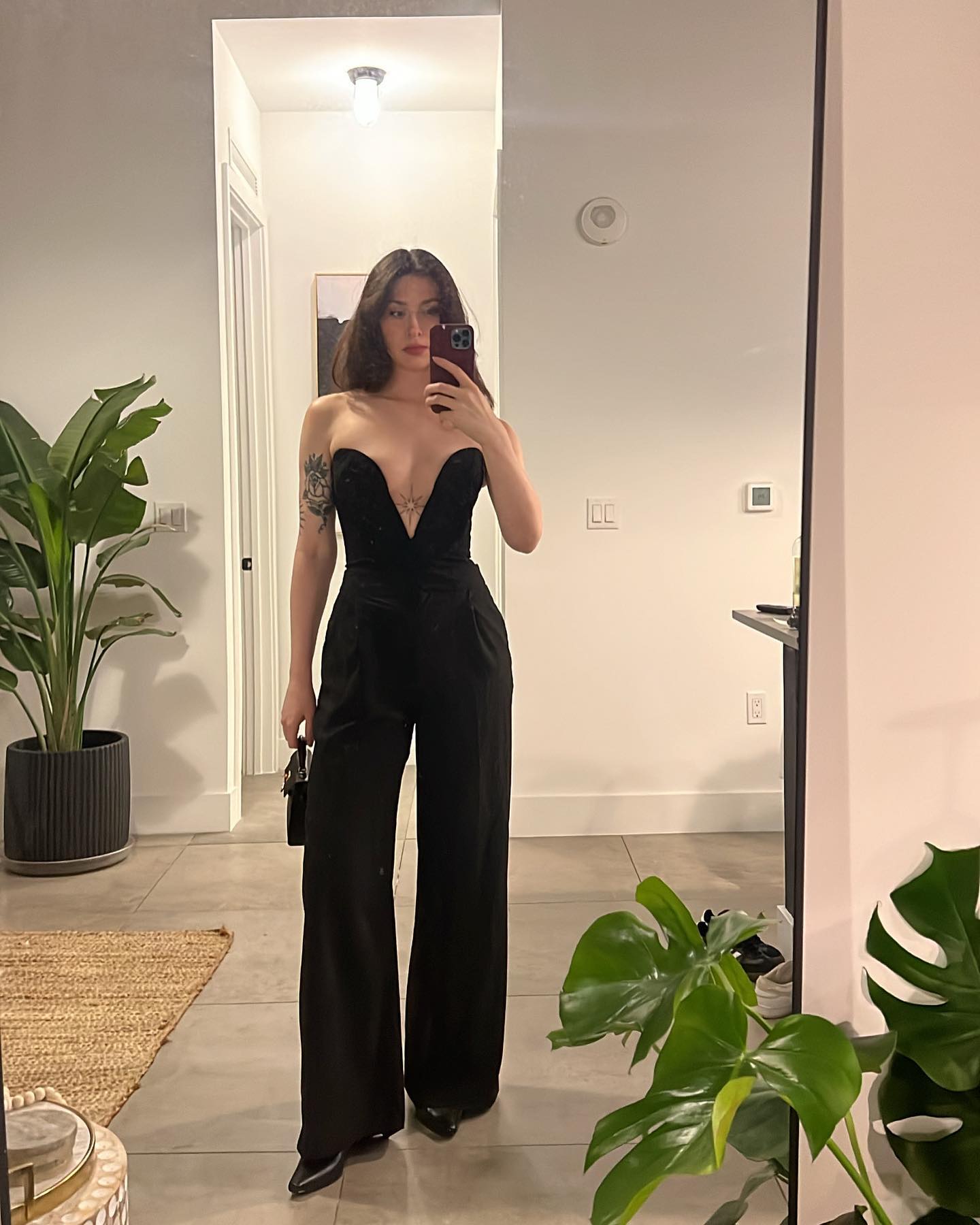 Who Is Scarlett Alexis? Discover the Rising Star's Journey