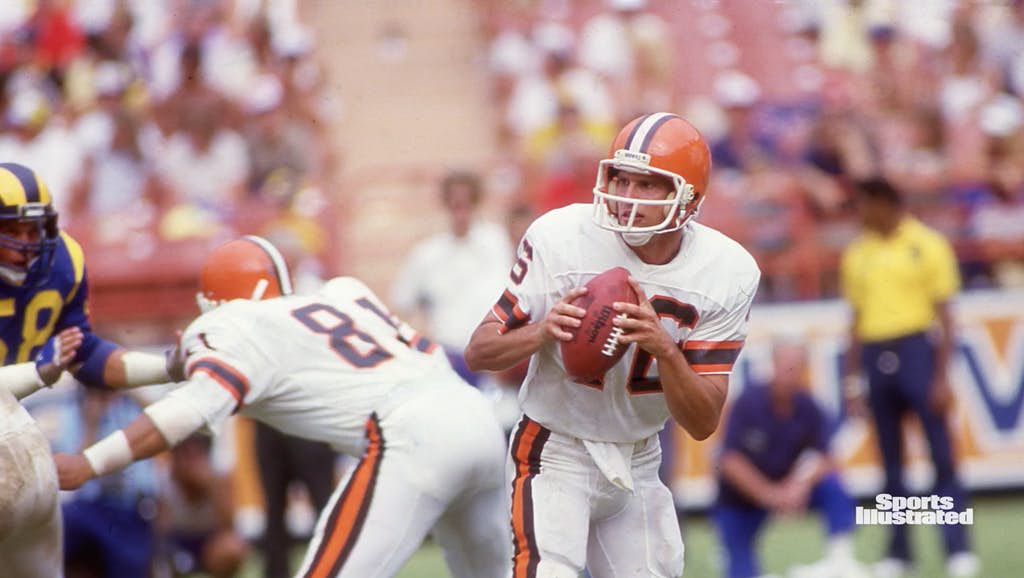 Left Handers Day Ranking all 22 lefthanded Quarterbacks in NFL History