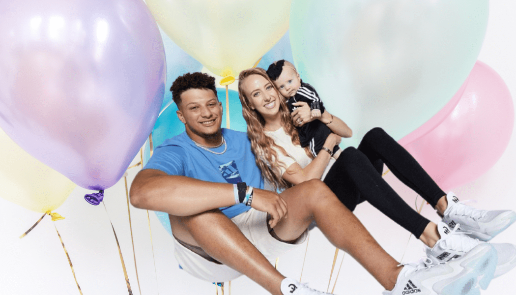 It's Sterling Mahomes' first birthday and the celebration is underway