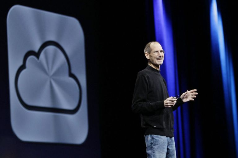 Tips Meyakinkan Client Dengan Presentasi Ala Steve Jobs