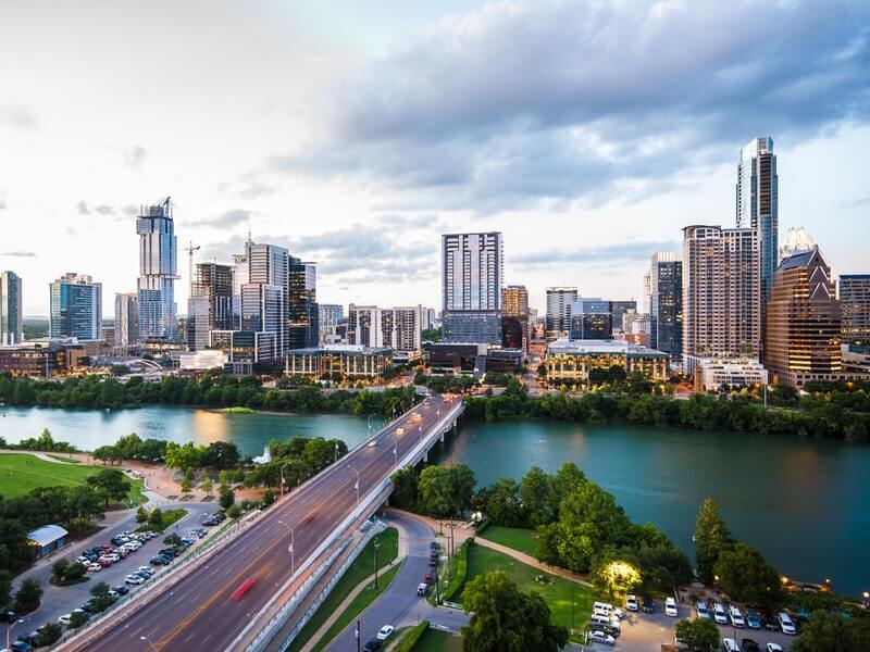Reasons to move and live in Houston — Stark Movers