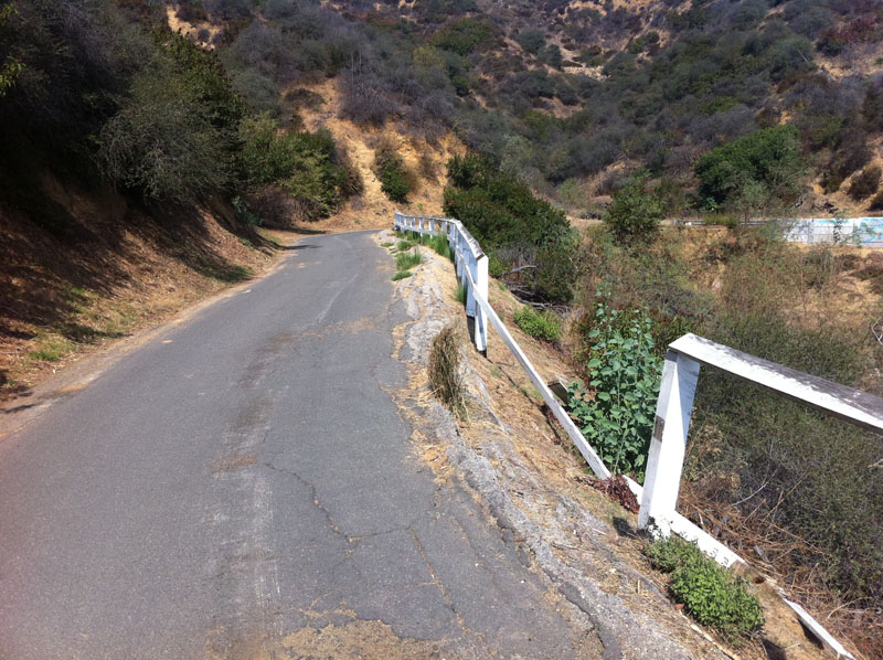 The Hollywood Sign Hike & Driving DirectionsStarMap