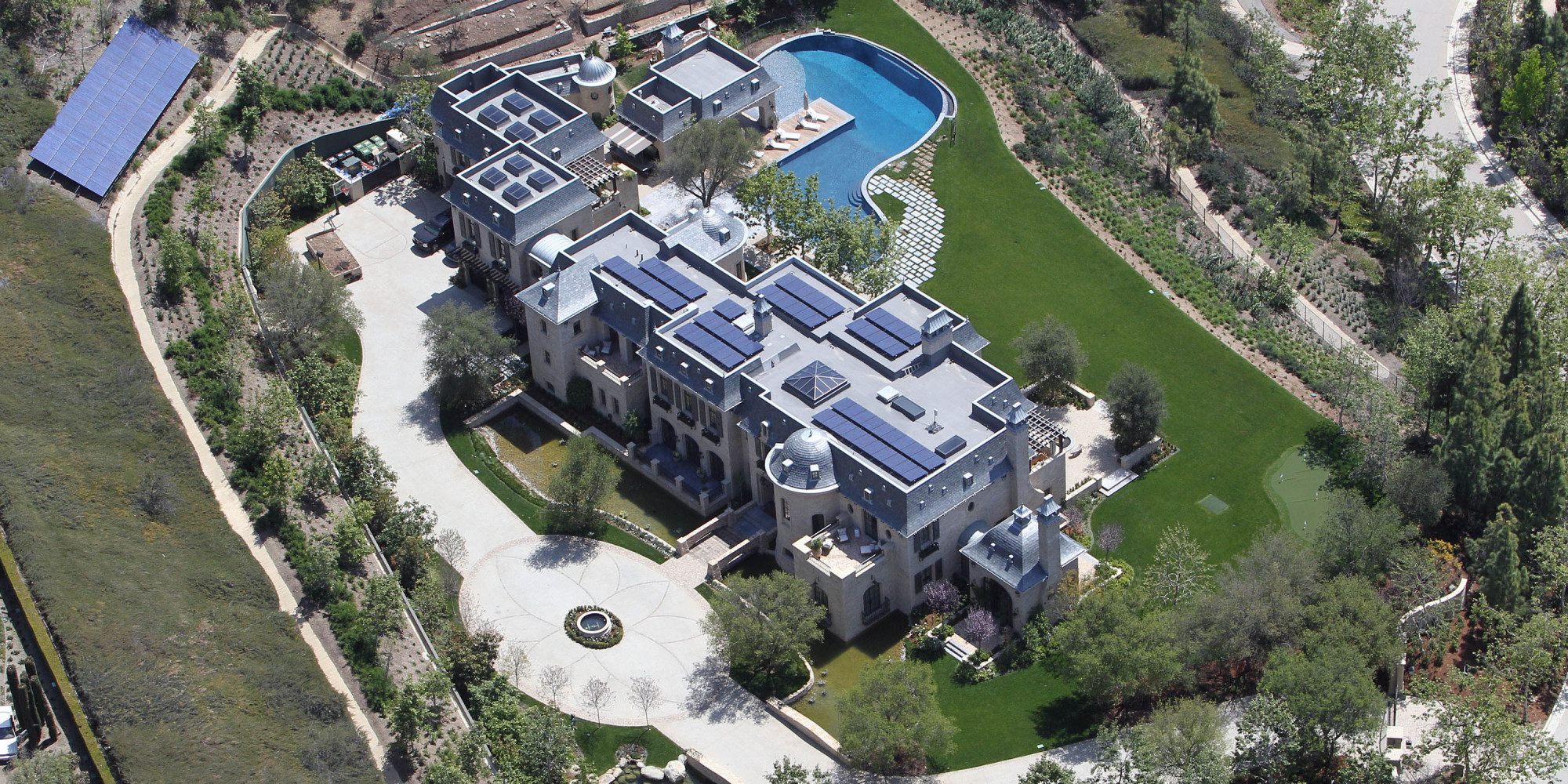 Tom Brady and Gisele Bundchen’s MegaMansion Sold to Dr. DreStar Map