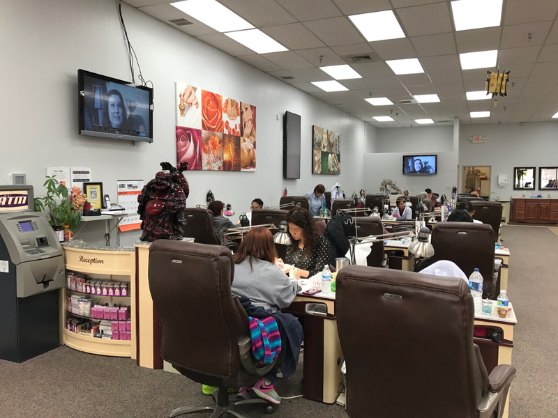 Gallery Star Nails of Roanoke, Virginia