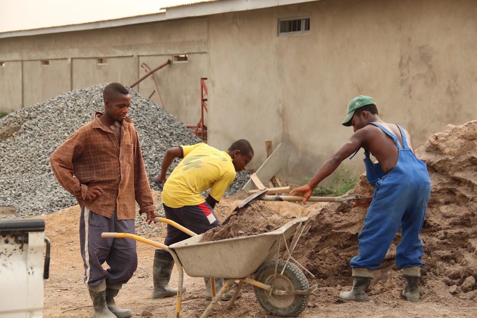 Demand tax cert from Masons, carpenters before jobs Tax advisor