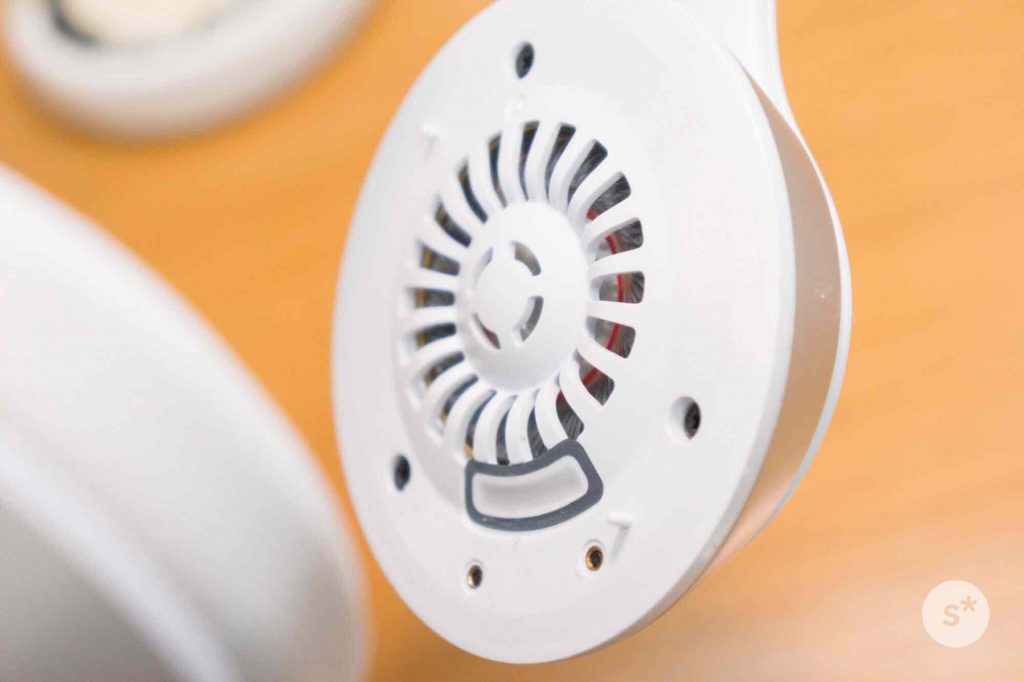 Beats Solo2 Wirelessのイヤーパッドがボロボロに。自力で交換した手順を記録しておこうと思う