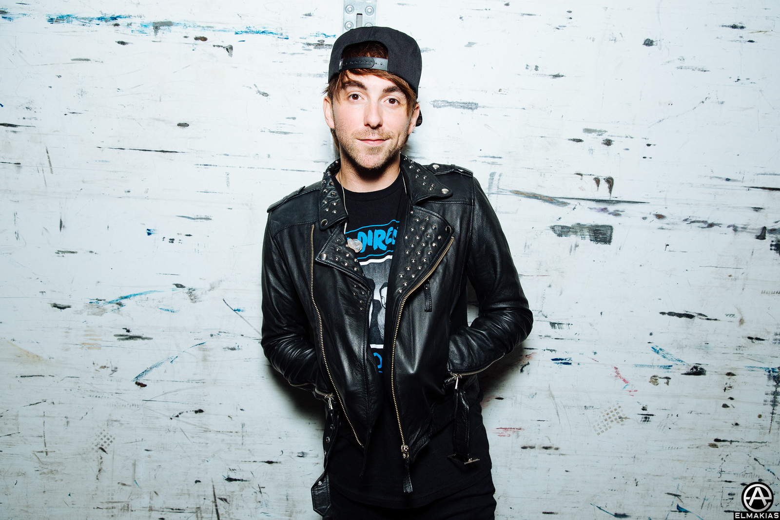 Alex Gaskarth weight, height and age. Body measurements!