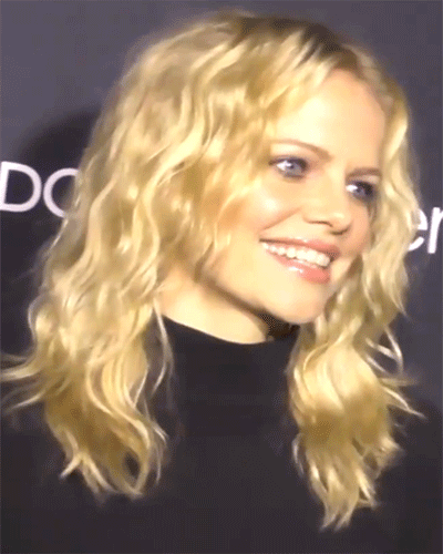 Mircea Monroe Height | Stars Height