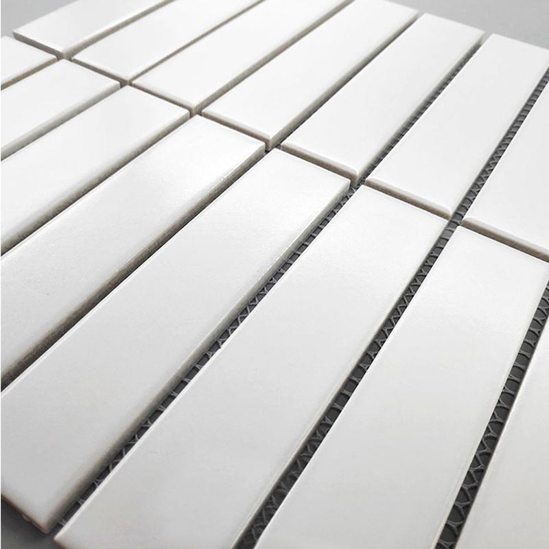 32RTW 1005 Matte White Stacked (11 x 111/2 sheet) Star Tile Centre