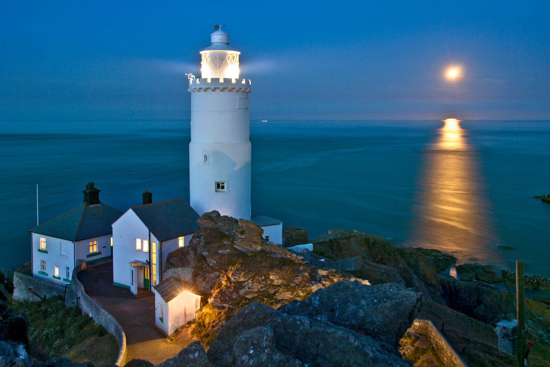Start Point Lighthouse Open Dates, Admission, Devon, Coast