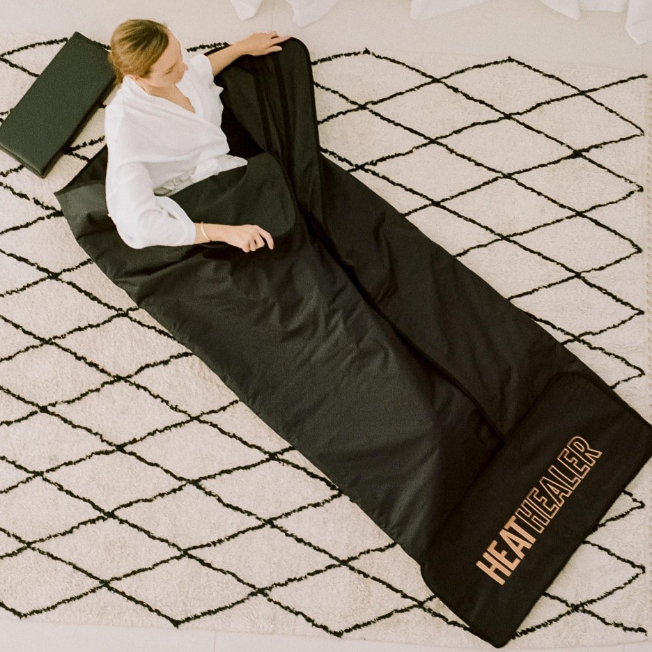 Complete Guide on Detox Sauna Blanket and Other Accessories for Sauna