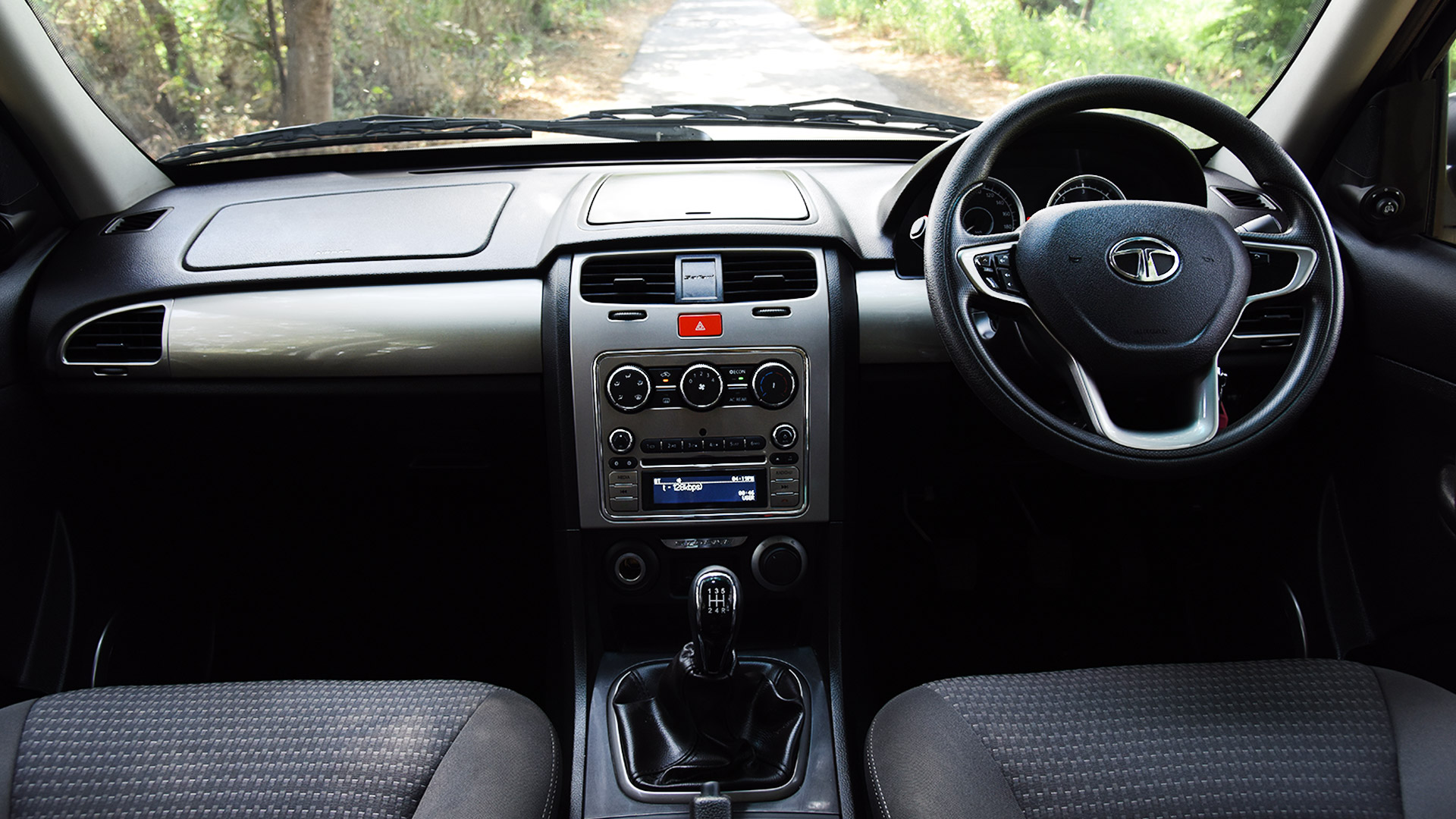 Tata Safari Storme 2015 VX BS4 4x4 Interior Car Photos Overdrive