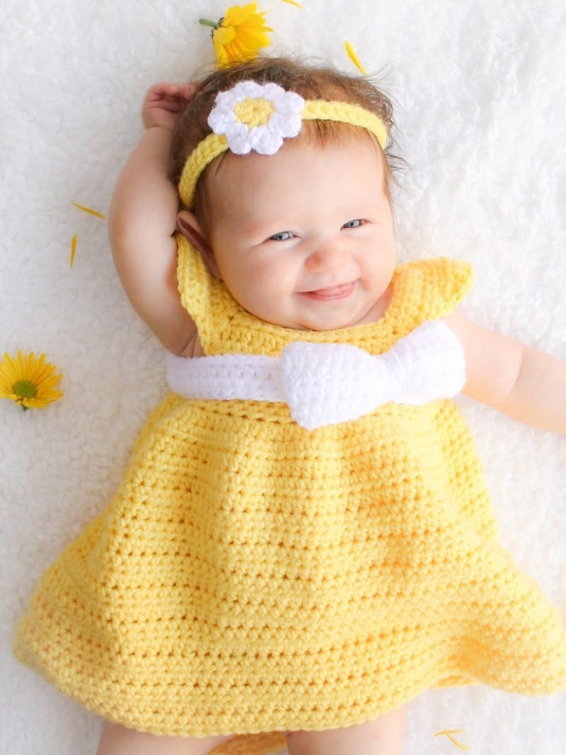 Lovely Crochet Headbands For Babies and Toddlers Pattern Center