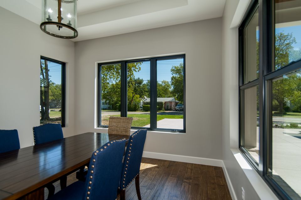 Choosing the Perfect Window Frame Color for Your Home Statements