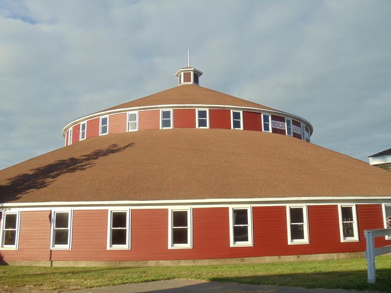 Marshfield has the World's Largest Round Barn State Trunk Tour