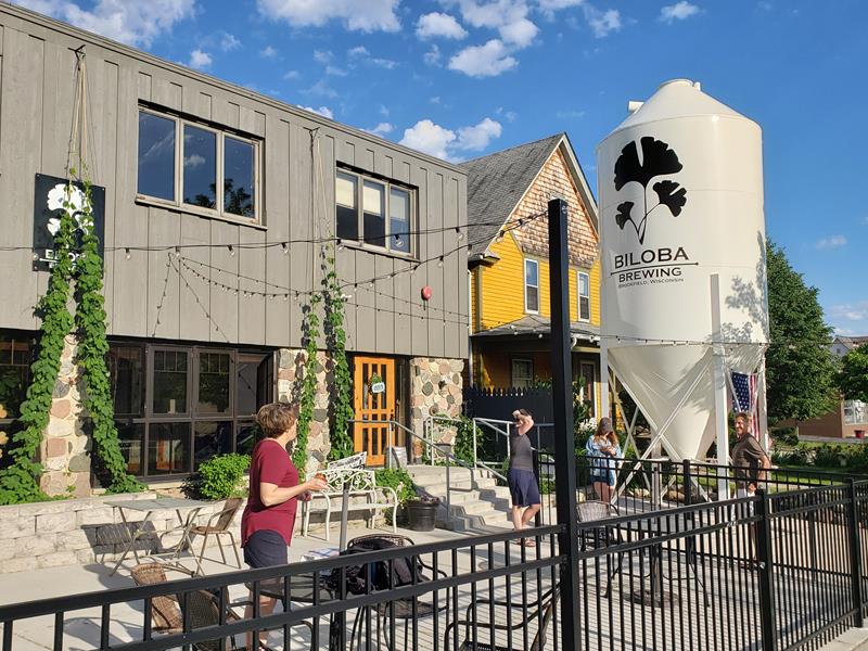 Biloba Brewing Company, Brookfield State Trunk Tour