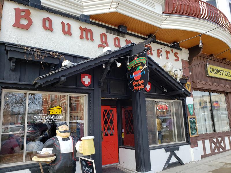 6 Great Cheese Shops along one hour of Highway 11 State Trunk Tour