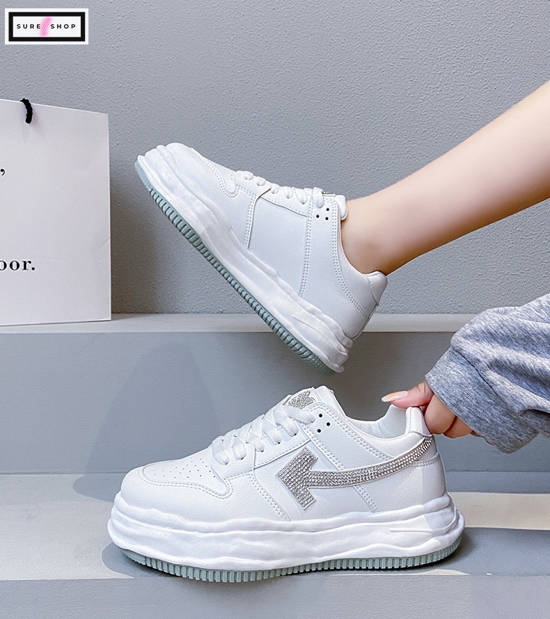 Womens Sports Shoes Online in Bangladesh