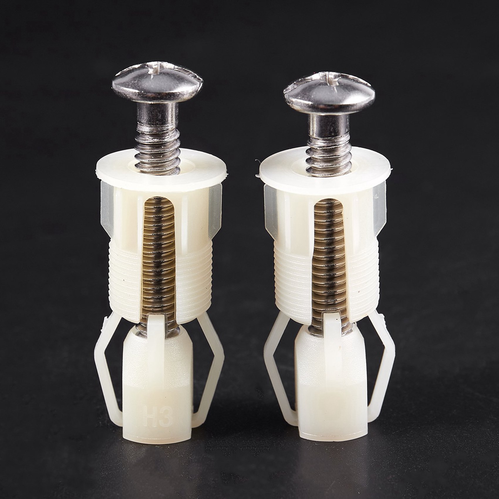 Learn about 189+ imagen toilet seat screws plastic In.thptnganamst.edu.vn