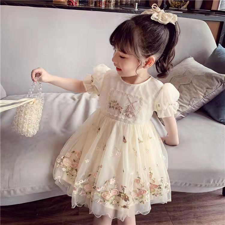 Top 166+ 1 year child dress super hot seven.edu.vn