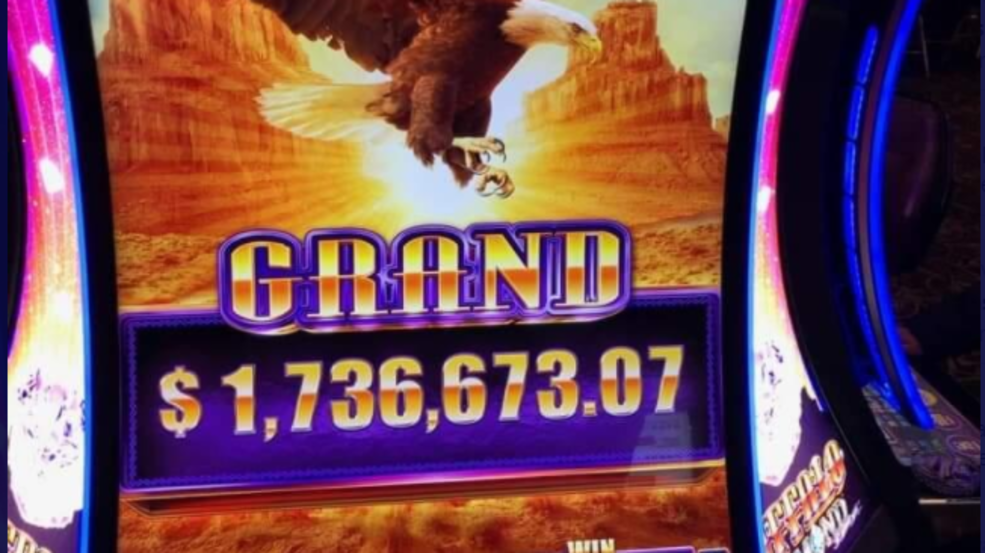 Laughlin slot player wins big at Harrah's, hits 1.7M jackpot KSNV