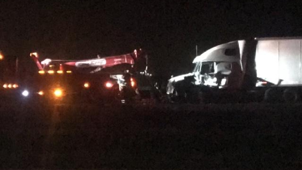 Twovehicle crash on I10 in Beaumont involving 18wheeler; two people