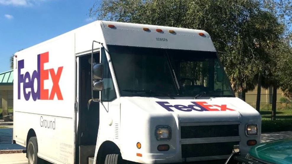 Suspects steal FedEx truck full of packages in Delray Beach WTVX
